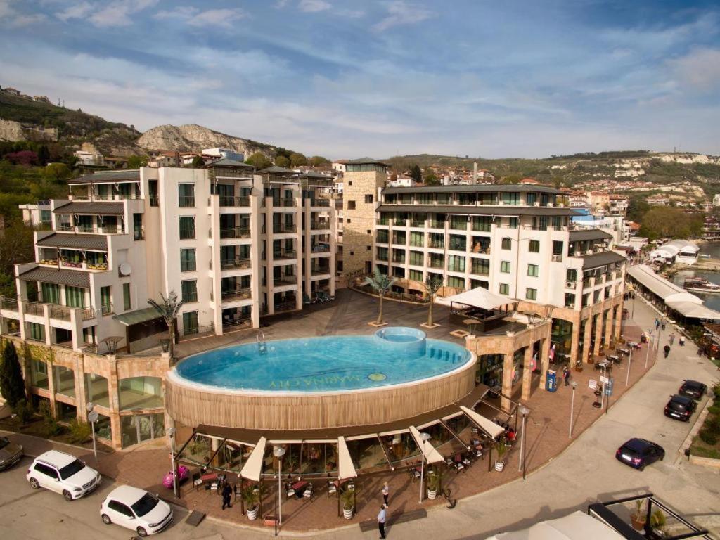 Privat Apartament Marina City Балчик Экстерьер фото