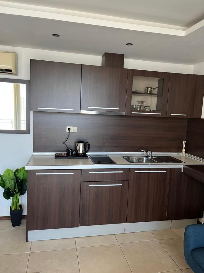 Privat Apartament Marina City Балчик Экстерьер фото